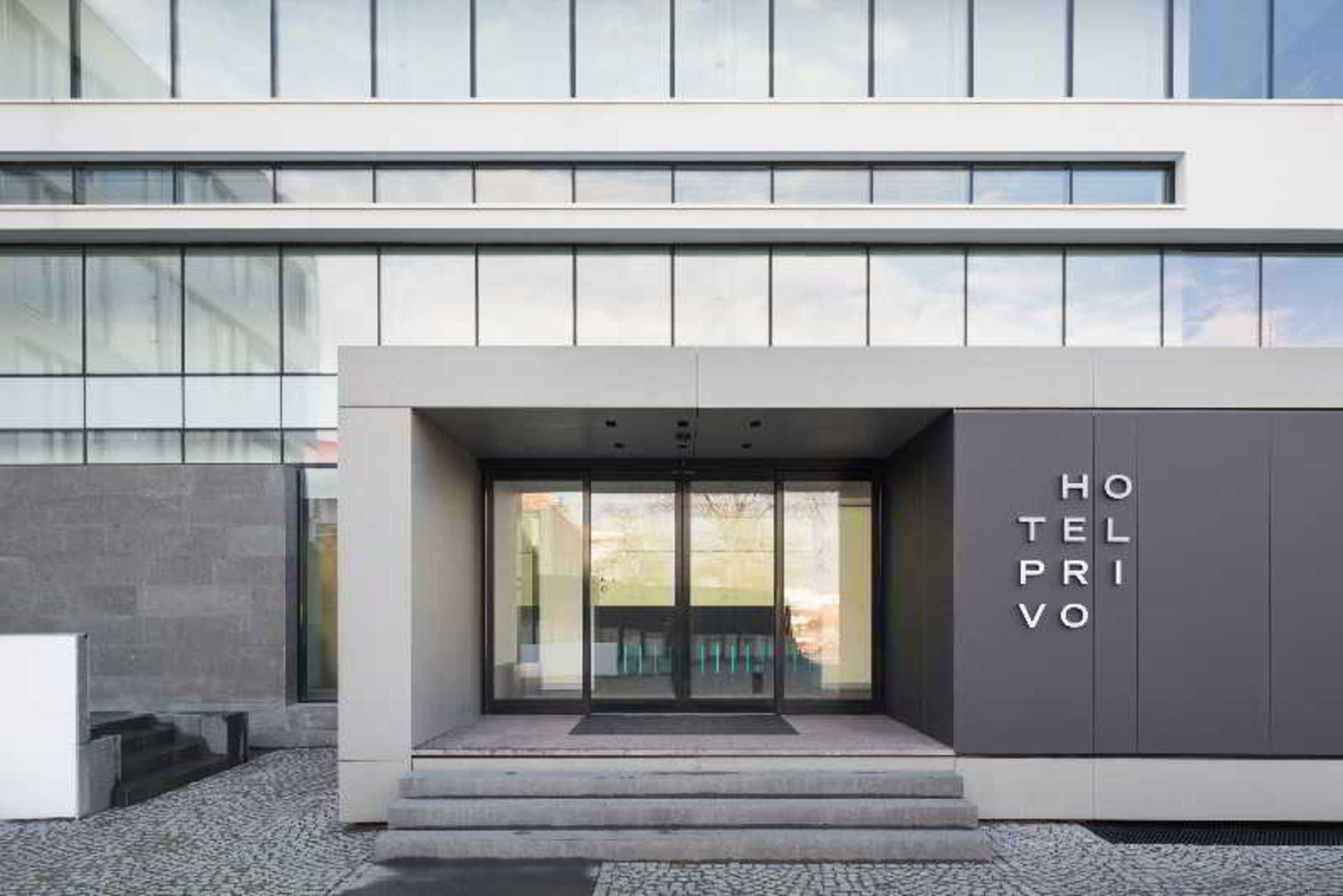 Hotel Privo Targu Mures Exterior foto